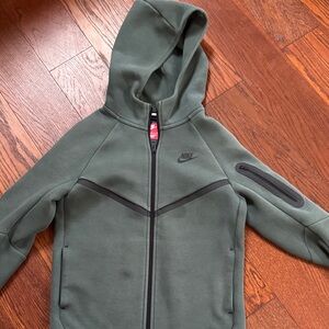 Nike Sportswear Tech Fleece boys